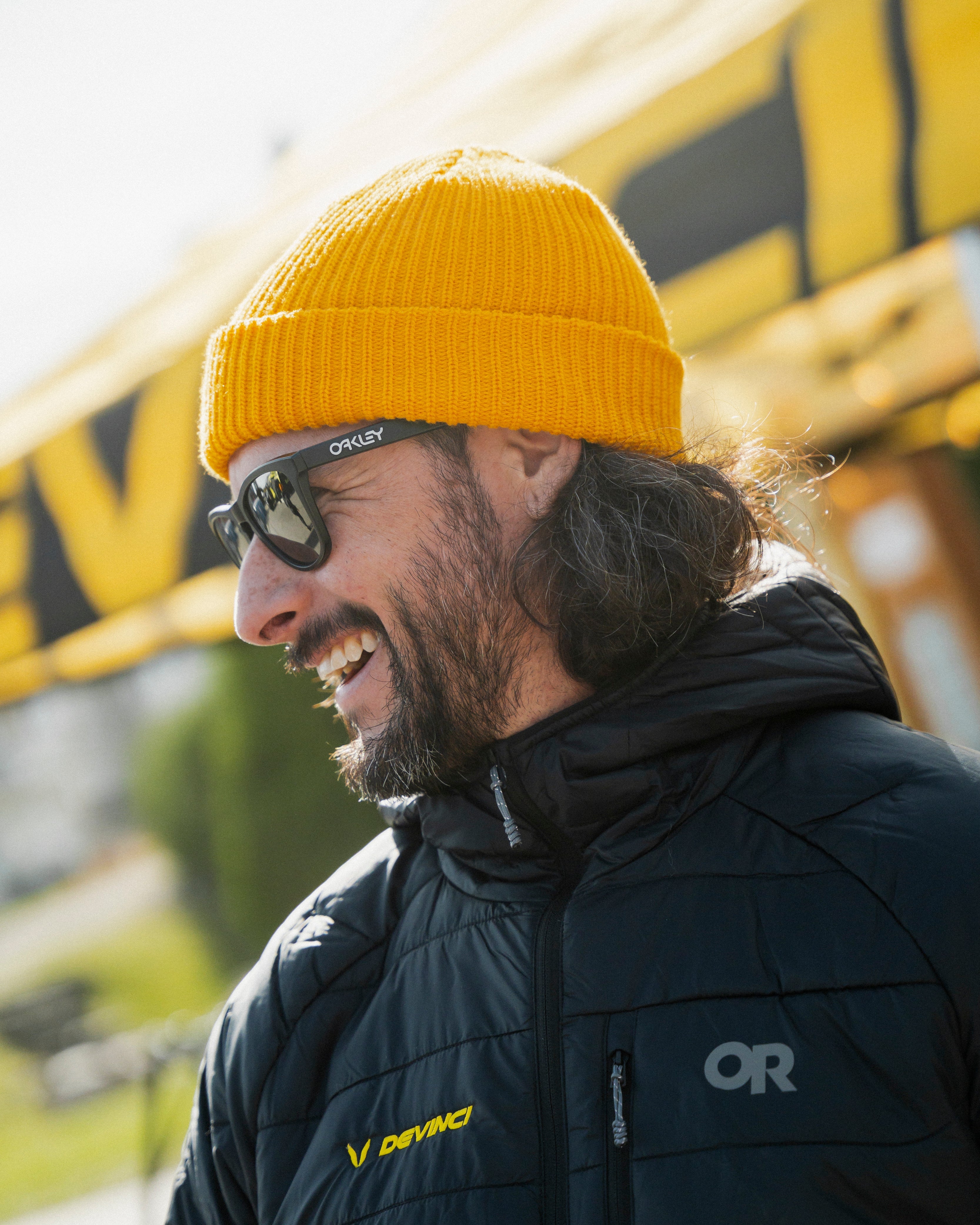 <tc>The classic yellow beanie</tc>