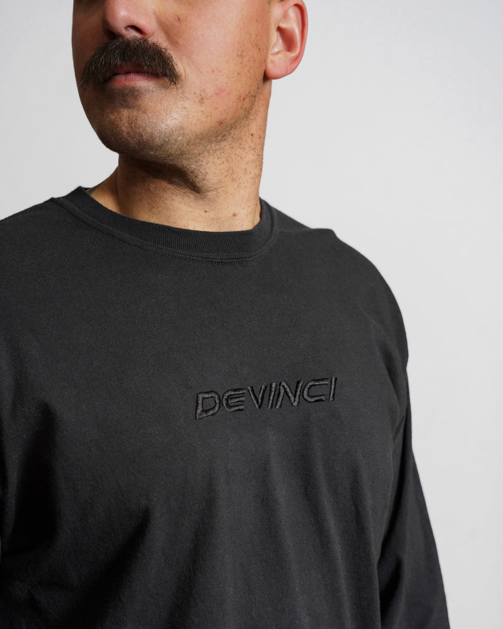 <tc>Black-on-Black Embroidered Long Sleeve T-shirt</tc>