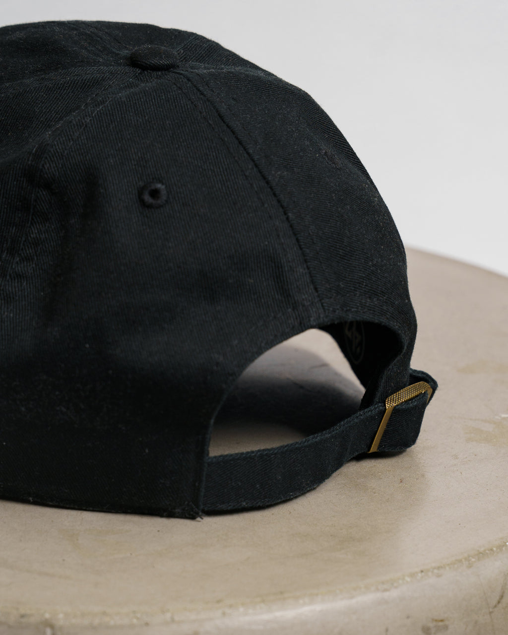 <tc>1987 Embroidered Dad Cap</tc>